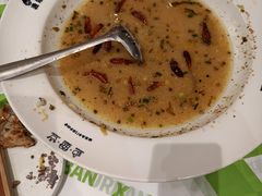 -渔语鱼新川菜Bistro(万象天地店)