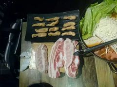 -哈哈碳都·牛肋条无限自助烤肉(台江万达店)