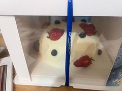 -BRIGNA百丽格娜·纯动物奶油生日蛋糕(武汉旗舰店)