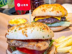 -必胜客(WOW中心城店)