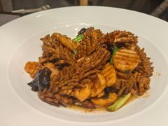 -闫府私房菜·老字号(恒隆店)