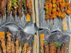 -呼吉牧蒙古烤肉·烧烤·小龙虾