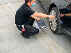-奔驰上海利星(七宝店)