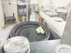 -白玉兰食品(汇联商厦店)