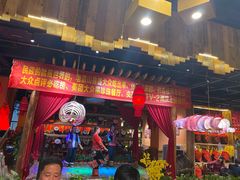 -老滇山寨•云南特色菜•地方菜•民族风情歌舞表演(金碧店)