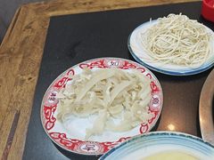 -乳仔牛牦牛汤锅 烤羊排(松潘古城店)