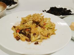 -老船夫婚宴婚庆会馆(延吉路店)