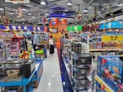 -TOYSRUS玩具反斗城(重庆来福士店)