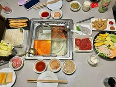 -海底捞火锅(高新万达广场店)