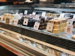 面包甜点陈列柜-VENCHI 闻绮(北京国贸商城店)