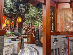 -万里闯关东铁锅炖菜馆(高新旗舰店)