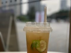 -奈雪的茶(东原悦荟店)