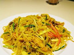星洲炒米粉-龙记烧腊茶餐厅(常德路店)