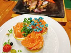 -米德维奇俄式西餐厅(西六道街店)