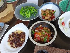 -丽江悦榕庄酒店-明月·雪山庭院餐厅