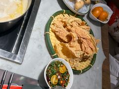 -尚尚仙·酸汤猪手·猪肚鸡火锅(华联万柳购物中心店)