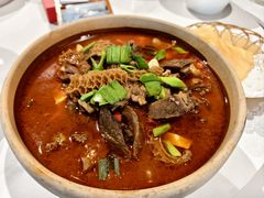 -琥珀老六龙虾(四里河店)