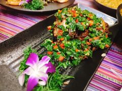 -香巴拉云南餐厅(华莱坞店)