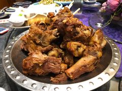 -95号酱骨·一块豆腐(展春园西路店)