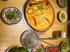 -洱火云南酸菜牛肉火锅(石景山当代商城店)