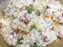 香肠蛋炒饭-圆宝台湾小吃(迎津街店)