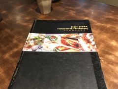 -大头虾越式风味餐厅(光明广场店)