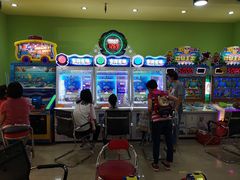 -爱玩嘉年华(江北一店)