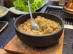 -臻牛烤肉