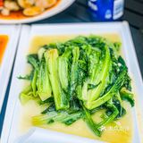 在花园小院里吃一顿海鲜大餐，很惬意