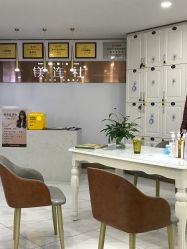 -镁连社·美联社