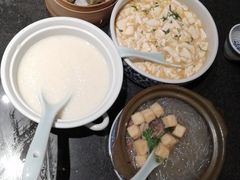 民国美龄粥-南京大牌档(新街口德基广场店)