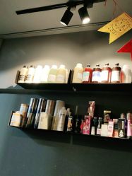 -G.O.T salon