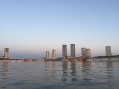 -乌兰湖畔草坪轻奢营地