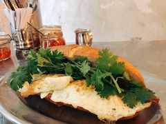 牛肉汉堡-Cô Thành Restaurant