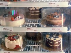 -DQ·蛋糕·冰淇淋(周浦万达店)
