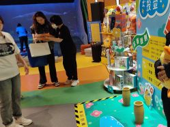 -小鸡哆哆故事屋·儿童乐园(嘉里城店)