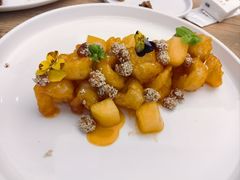 -品海楼·大连海胆锅贴馆(东港店)