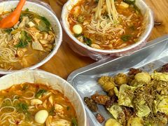 -二钢串叔麻辣烫(华龙大厦店)