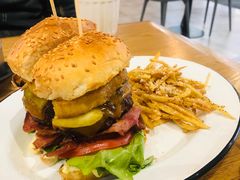 -HELLO 27 意面·沙拉·帕尼尼