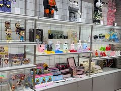 -微缤礼物(青岛海信广场店)