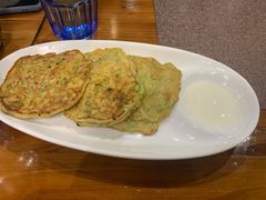 西葫芦饼配酸奶-TUK土耳其餐厅·下午茶(卢湾店)