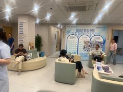 -上海大学附属上海和平眼科医院