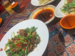 -乡村馕坑肉·烧烤·新疆菜·本地人更爱吃(阿勒泰首店)