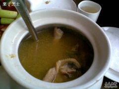 茶香土鸡煲-龙井壹号·茶缘山景宴(龙井村店)