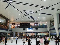-正佳冰河湾真冰滑冰场