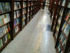 -新华书店(泉城路店)