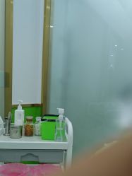 -苗医生专业祛痘·皮肤管理