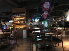 大堂-JINNS锦时 steak&pizza(浸信会礼拜堂旧址店)
