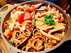 -鼎牛牛炖锅·烤串(温泉路店)