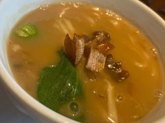 老娘炝锅面-马仕玖煲·融合菜·酥不腻烤鸭(人大店)